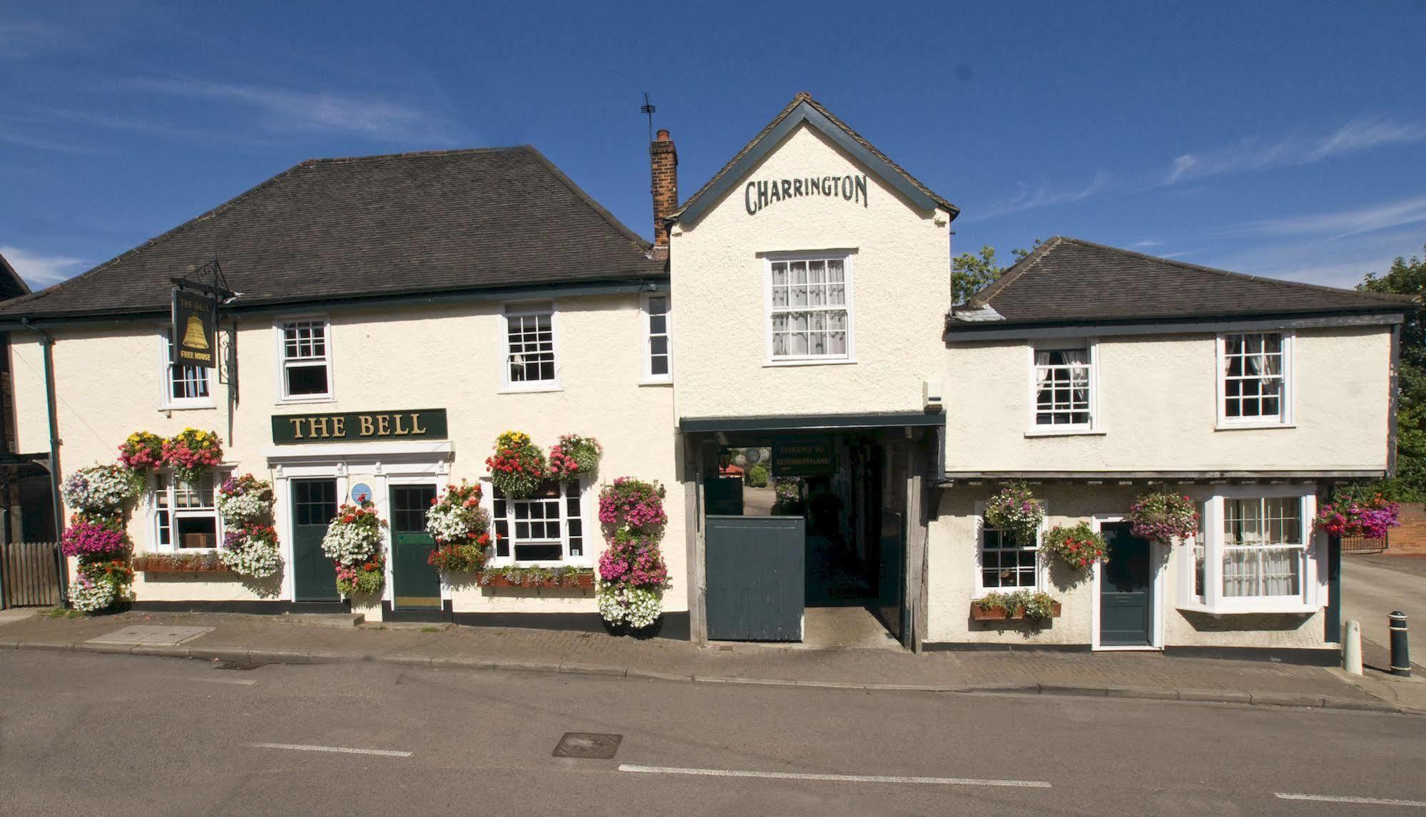The Bell Inn Hotel Horndon-on-the-Hill エクステリア 写真